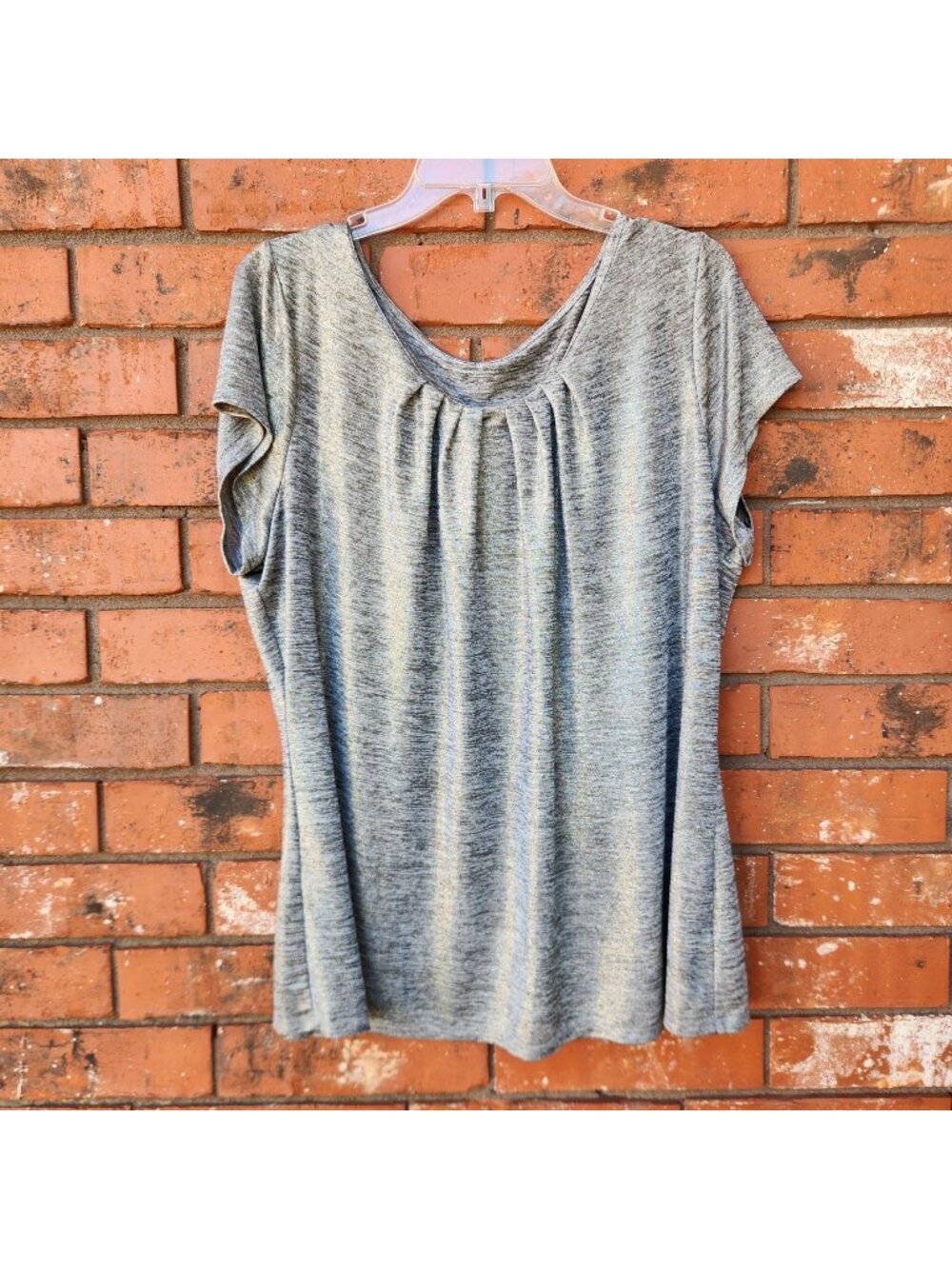 Short Sleeve Blouse Scoop Neckline Pleated Front Metallic Accents Size 2X